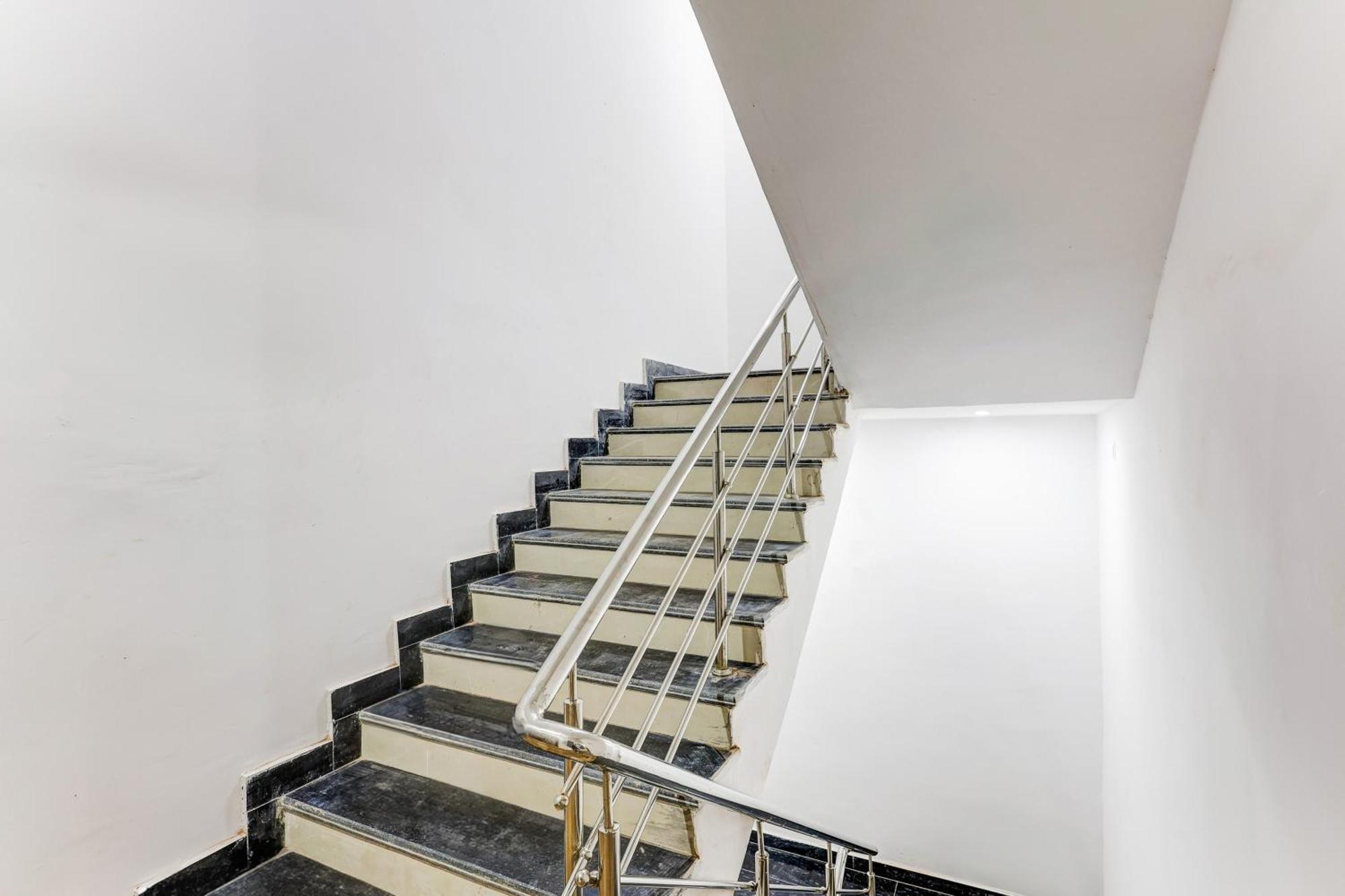 Super Hotel O Aravali Vihar Bhiwadi Exterior photo
